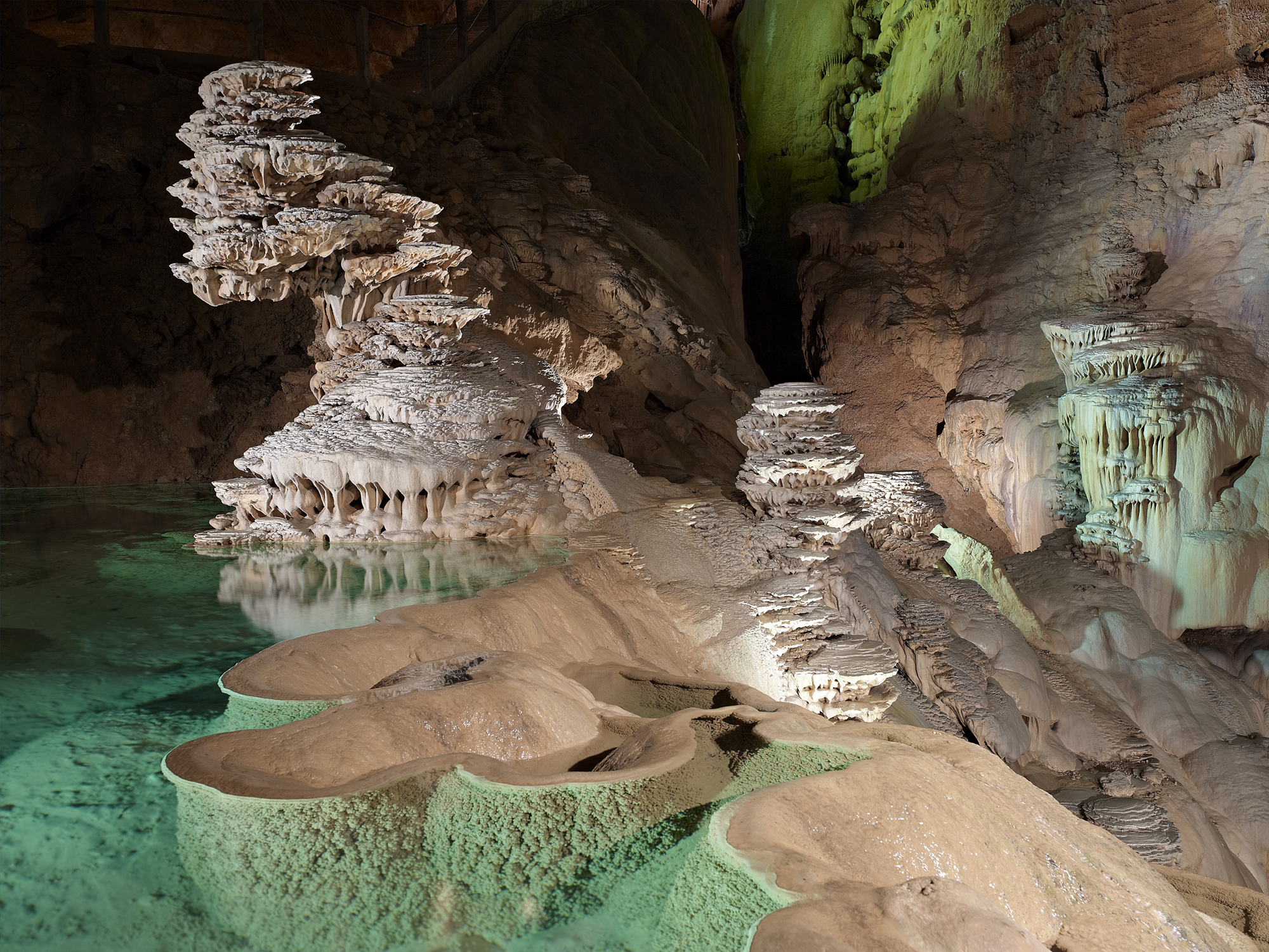 D’autres grottes à explorer en Dordogne